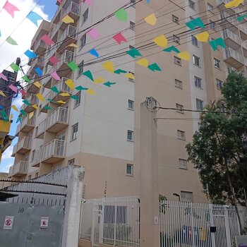 Locação Apartamento 32m R$ 2.650,00 Jardim Itacolomi – 1 dormitório, sala, sacada, cozinha, WC, área de serviço, sem garagem. VALOR INCLUSO TAXA DE CONDOMÍNIO ÁGUA E IPTU 