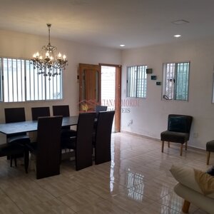 Casa com 3 dormitórios á 11 min a pé até a estação Primavera-Interlagos 