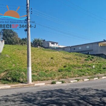 Terreno residencial medindo 1.475m2, em condomínio fechado, Captado em 12/05/2026