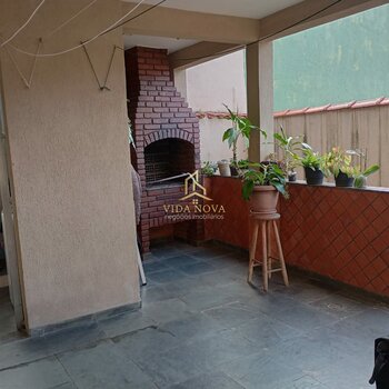 Casa a Venda - Sobrado - 2 Dormitórios com Vaga em Taboão da Serra 