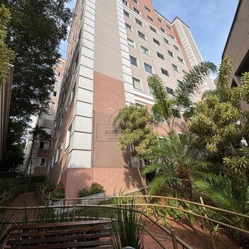 Apartamento - Condomínio San Jean