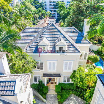 Casa no condomínio -  Condomínio Vila Bouganville