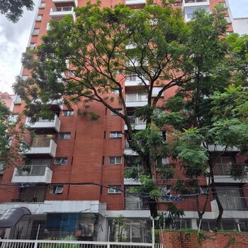 Apartamento 1 Dormitório para Locação em Moema – 1 Vaga.