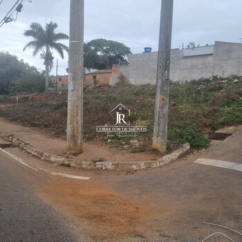 TERRENOS NA AVENIDA DR LINCOLN -  COMERCIAL E RESIDENCIAL À VENDA – ALFENAS/MG
